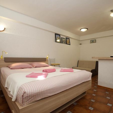 Apartment Matija Premantura Luaran gambar